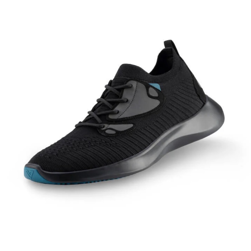GUC • Vessi Everyday Move Waterproof Sneakers • Breezy Black • Women’s US 7